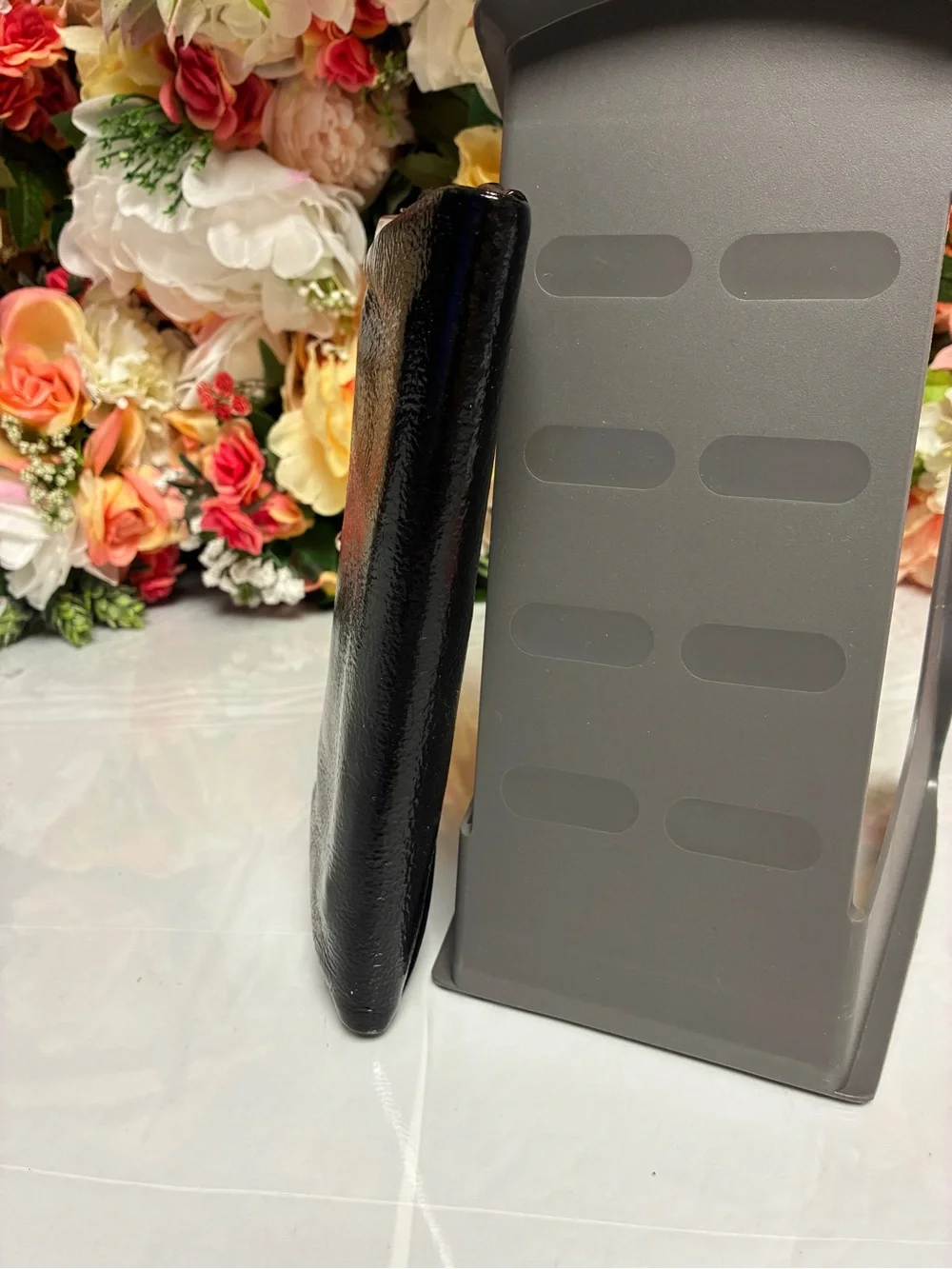 HOBO International Black Patent Finish Bow Kiss Lock Continental Wallet Clutch
